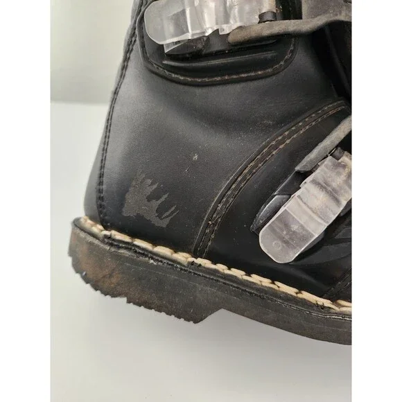 Answer Boys Racing Youth Boots Size 3 Show Lots Of Wear Please See Pictures - Picture 5 of 12